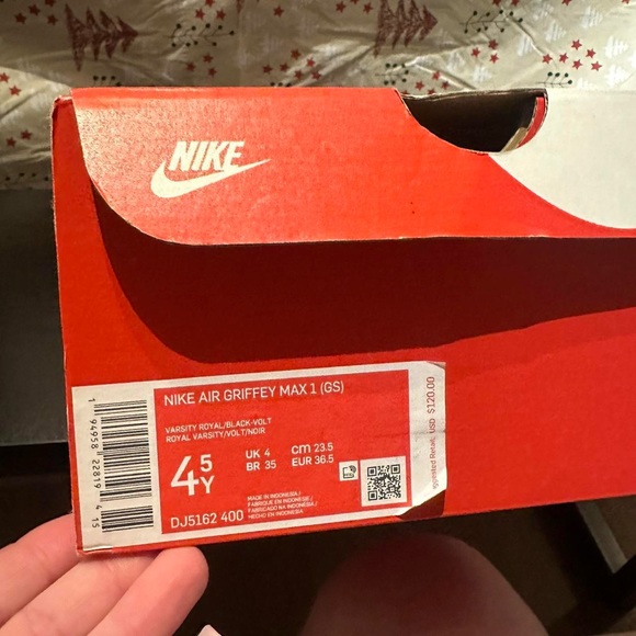 BRAND NEW! - Picture 4 of 5